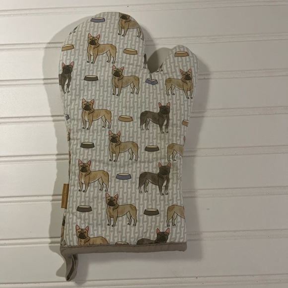Milly Green Oven Mitt French Bulldog Designed In Britain 100% Cotton NWOT - Picture 1 of 6